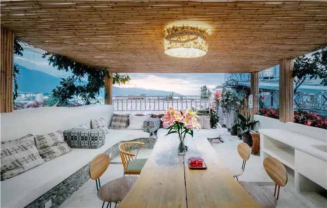 這個(gè)藏在大理古城內(nèi)的網(wǎng)紅民宿，盡顯風(fēng)花雪月之鄉(xiāng)的別樣浪漫情調(diào)