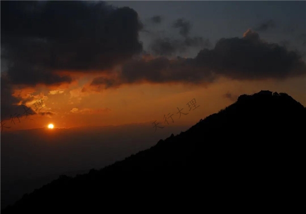 大理攻略 | 秋游彌渡，從玫瑰花海到古滇瑰寶